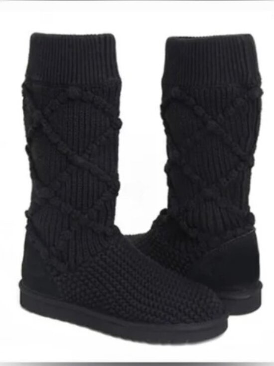UGG Argyle Classic Knit Boots 8 - Picture 1 of 11